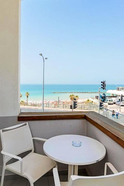 Olive Gordon By The 3* Tel Aviv